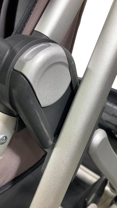 Shop UPPAbaby VISTA V2 Stroller, 2023, Theo (Dark Taupe) at Goodbuygears