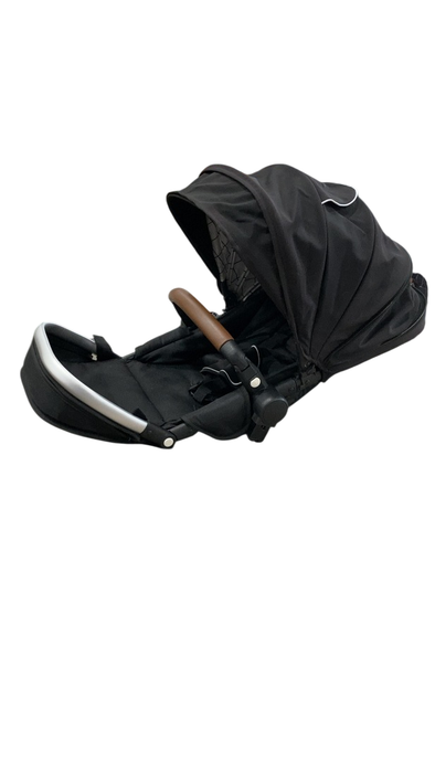 Shop Mockingbird 2nd Seat Kit 2.0, Black, Silver With Penny Leather, Windowpane at Goodbuygears
