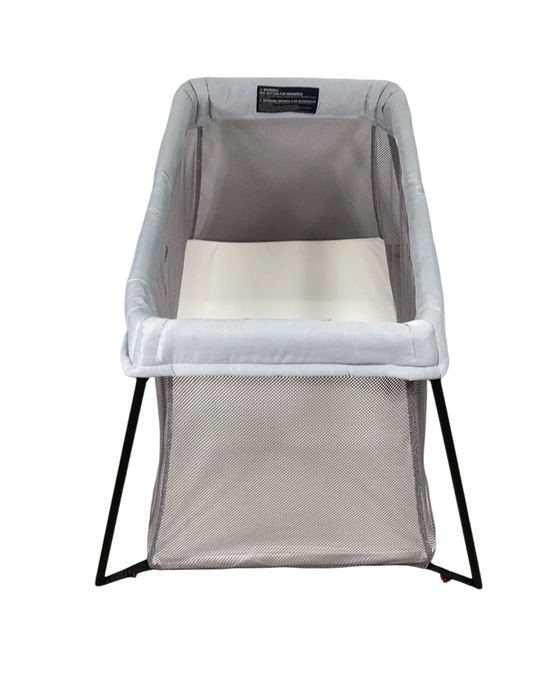Shop BabyBjorn Travel Crib Light 2, Silver at Goodbuygears