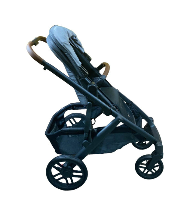 Shop UPPAbaby VISTA V2 Stroller, Greyson (Charcoal Melange), 2023 at Goodbuygears