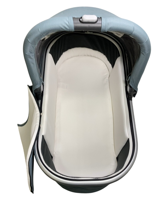 Shop UPPAbaby Bassinet V3, Callum (Stone Blue) at Goodbuygears