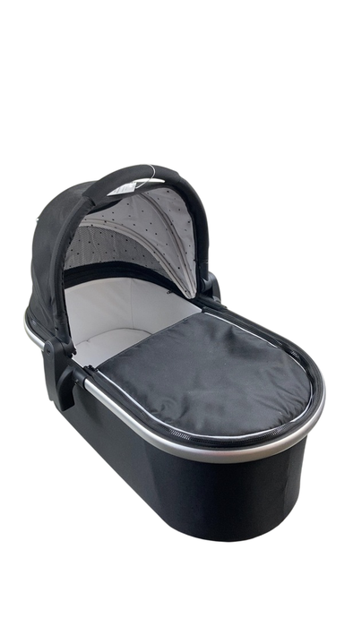 Shop Mockingbird Bassinet, Black at Goodbuygears