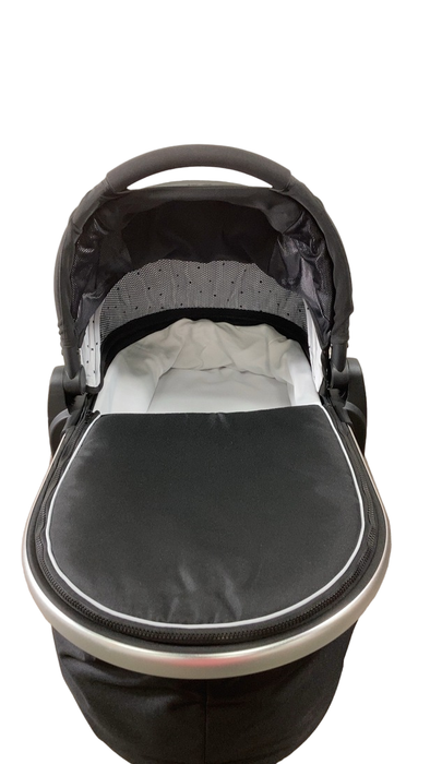 Shop Mockingbird Bassinet, Black at Goodbuygears