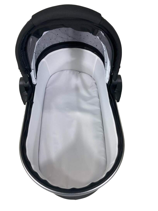 Shop Mockingbird Bassinet 2.0, Black at Goodbuygears