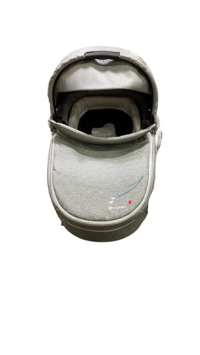 Shop Cybex PRIAM Lux Carry Cot, Koi Mid Grey at Goodbuygears