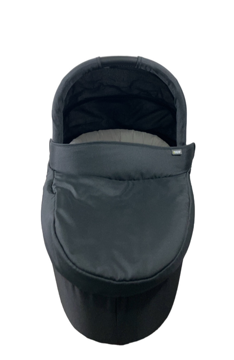 Shop Mamas & Papas Sola2 Bassinet, Black at Goodbuygears