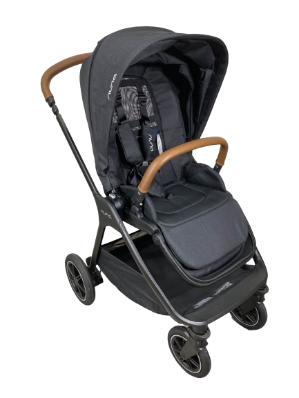 Nuna Triv Next + Pipa Urbn Travel System, 2023, Caviar