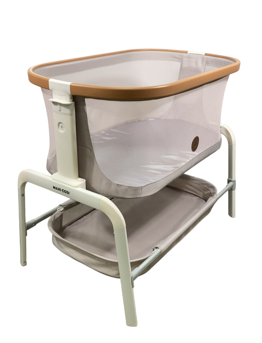 Shop Maxi-Cosi Iora Bedside Bassinet, Horizon Sand at Goodbuygears