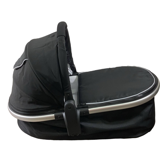 Shop Mockingbird Bassinet, Black at Goodbuygears