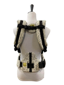 Shop Lillebaby Complete All Seasons Baby Carrier, Salt and Pepper at Goodbuygears