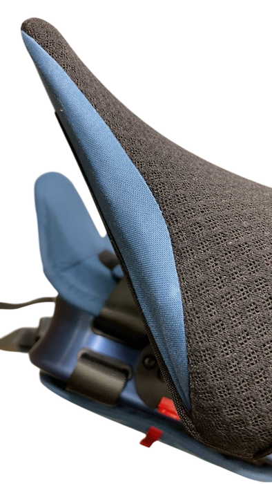 Shop WAYB Pico Portable Car Seat, 2023, Midnight Sky at Goodbuygears