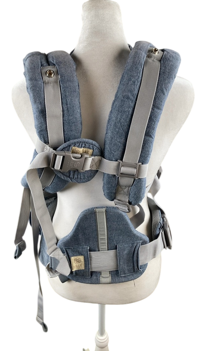 Shop Lillebaby Complete All Seasons Baby Carrier, Chambray at Goodbuygears