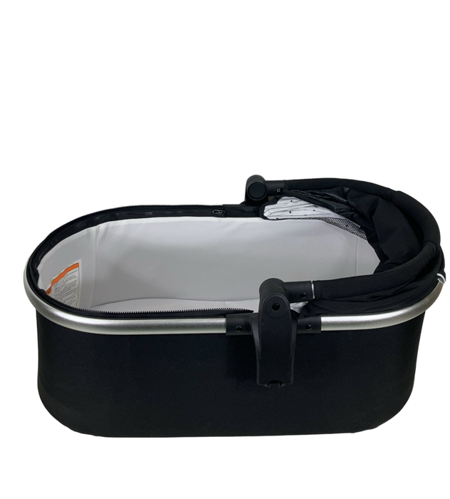 Shop Mockingbird Bassinet 2.0, Black at Goodbuygears