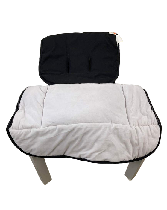 Shop Mockingbird Footmuff at Goodbuygears