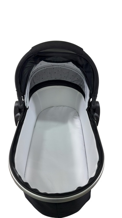 Shop Mockingbird Bassinet, Black at Goodbuygears