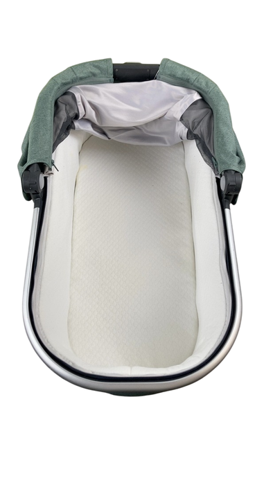 Shop UPPAbaby V2 Bassinet, Emmett (Green Melange) at Goodbuygears