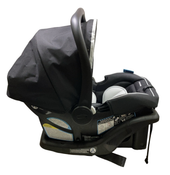 Shop Graco SnugRide 35 Lite LX Infant Car Seat, 2024, Studio at Goodbuygears