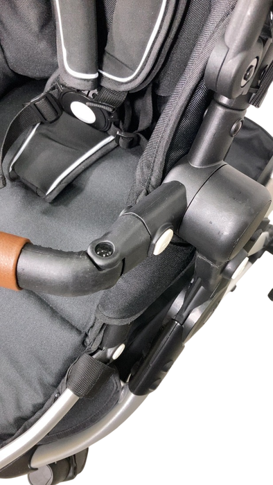 Shop Mockingbird Single 2.0 Stroller, 2024, Black, Silver With Penny Leather, Windowpane at Goodbuygears