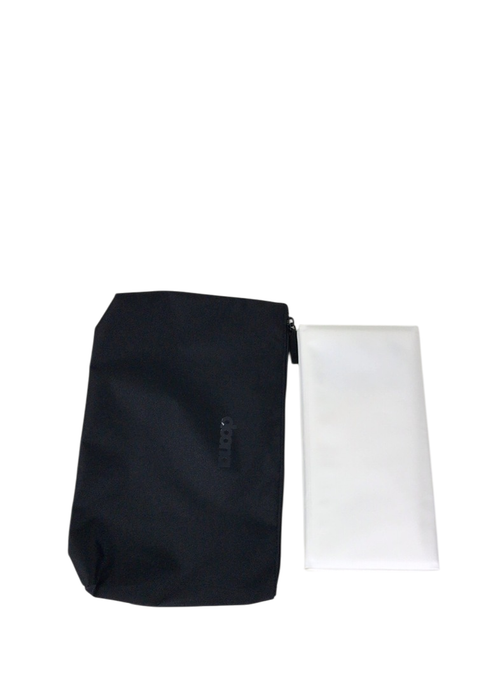 Shop Doona Essentials Tote Bag, Black at Goodbuygears