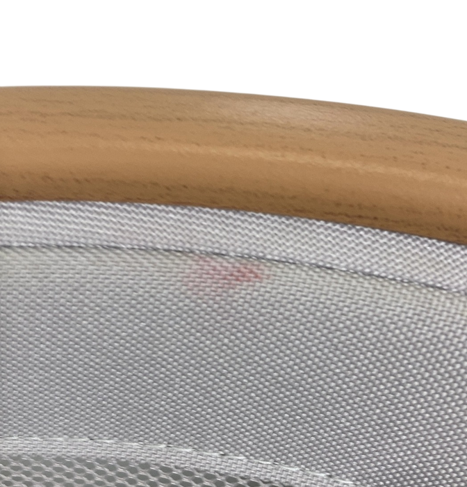 Shop Maxi-Cosi Iora Bedside Bassinet, Horizon Sand at Goodbuygears
