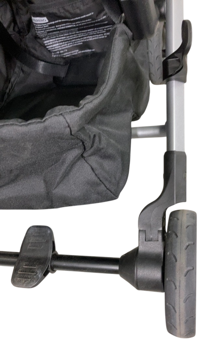 Shop Colugo Compact Stroller, 2023, Cool Grey at Goodbuygears