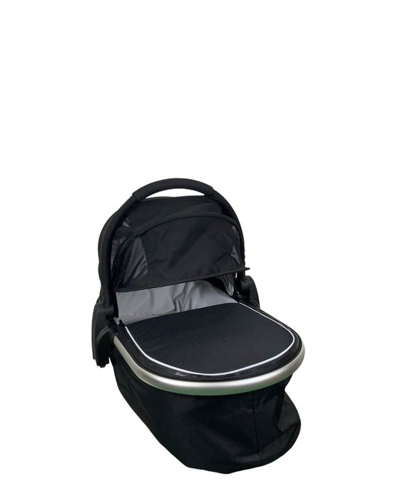 Shop Mockingbird Bassinet 2.0, Black at Goodbuygears