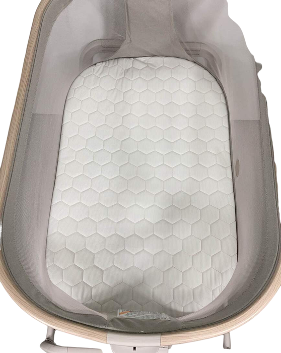 Shop Maxi-Cosi Iora Bedside Bassinet, Classic Oat at Goodbuygears