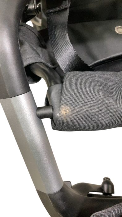 Shop Colugo Compact Stroller, 2023, Wild Child at Goodbuygears