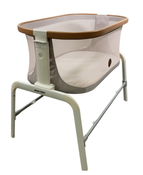 Shop Maxi-Cosi Iora Bedside Bassinet, Horizon Sand at Goodbuygears