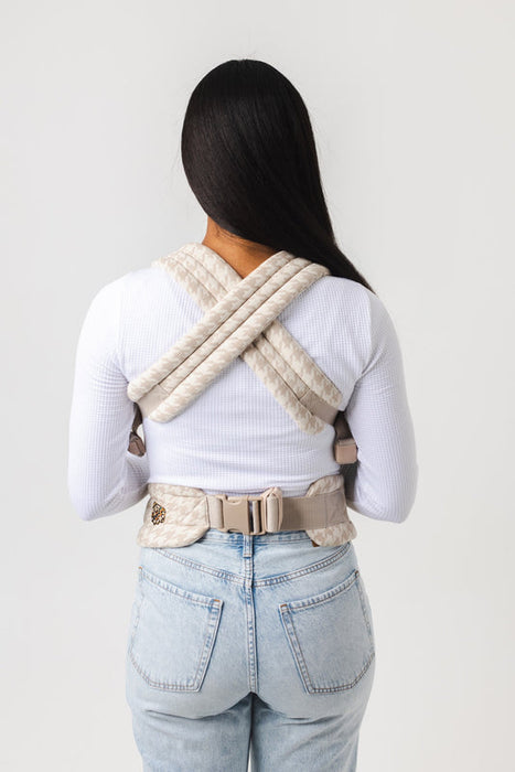 Shop Mabē The Monarch Carrier, Houndstooth at Goodbuygears
