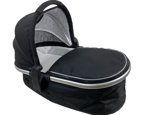 Shop Mockingbird Bassinet, Black at Goodbuygears