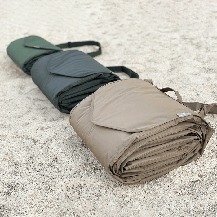 Shop Little Unicorn Outdoor Blanket, Navy Plaid at Goodbuygears