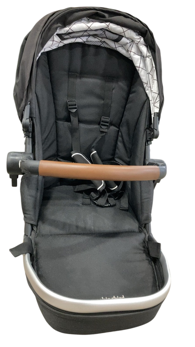 Shop Mockingbird 2nd Seat Kit 2.0, Black, Silver With Penny Leather, Windowpane at Goodbuygears