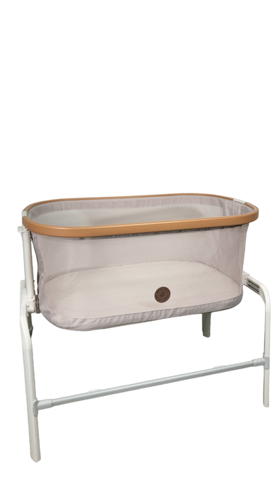 Shop Maxi-Cosi Iora Bedside Bassinet, Horizon Sand at Goodbuygears