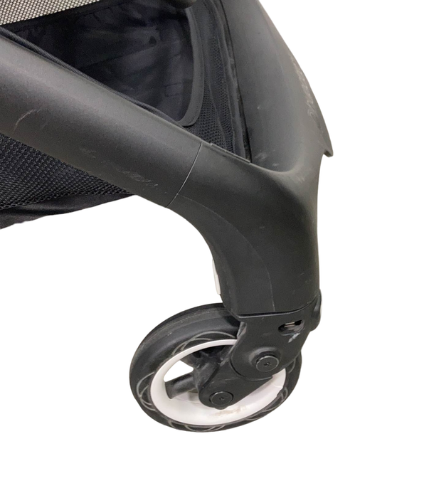 Shop Bugaboo Butterfly Stroller, 2023, Midnight Black at Goodbuygears