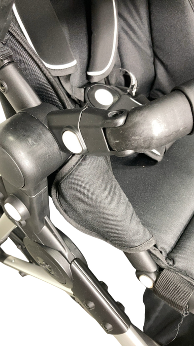Shop Mockingbird Single to Double 2.0 Stroller, 2024, Black, Silver With Black Leather, Windowpane at Goodbuygears