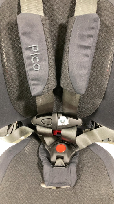 Shop WAYB Pico Portable Car Seat, 2024, Jet at Goodbuygears
