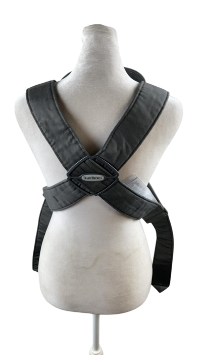 Shop BabyBjorn Baby Carrier Mini, Dark Gray 3D Jersey at Goodbuygears