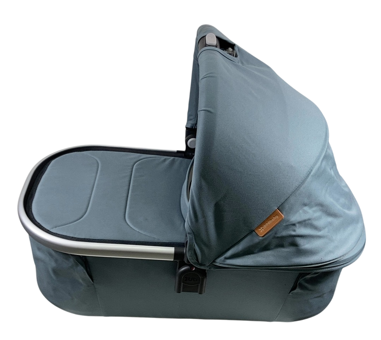 Shop UPPAbaby V2 Bassinet, Gregory (Blue Melange) at Goodbuygears