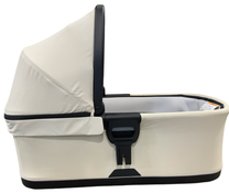 Shop Thule Bassinet, Soft Beige at Goodbuygears