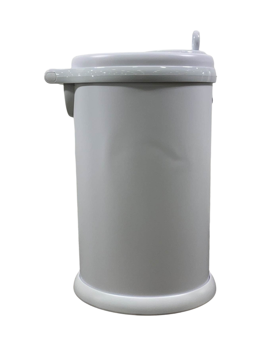 Shop Ubbi Diaper Pail, Matte White at Goodbuygears