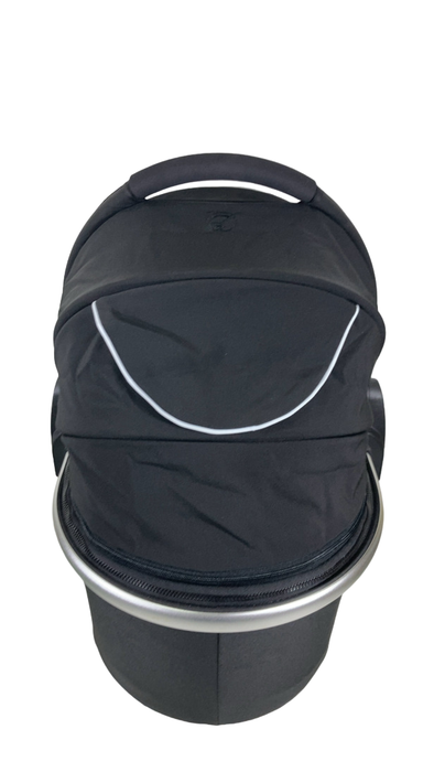 Shop Mockingbird Bassinet 2.0, Black at Goodbuygears