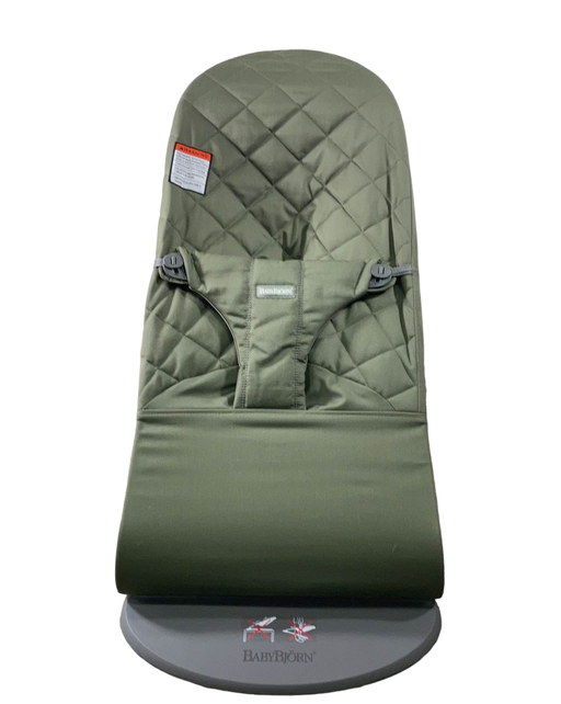 Shop BabyBjorn Bouncer Bliss, Dark Gray Frame, Dark Green Classic Quilt at Goodbuygears