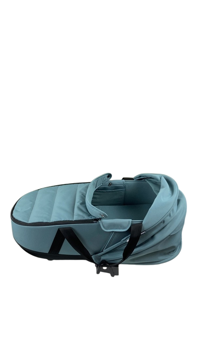 Shop Babyzen YOYO Bassinet, Aqua at Goodbuygears
