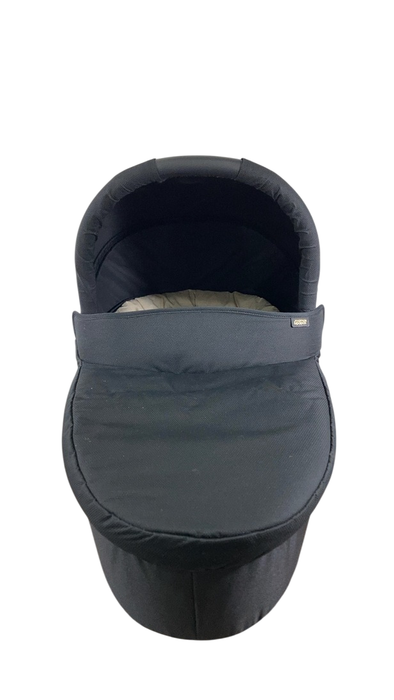 Shop Mamas & Papas Sola2 Bassinet, Black at Goodbuygears