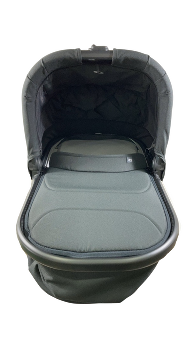 Shop UPPAbaby Bassinet V3, Jake (Charcoal) at Goodbuygears
