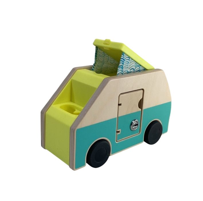Shop Lovevery The Free Spirit Play Kit at Goodbuygears