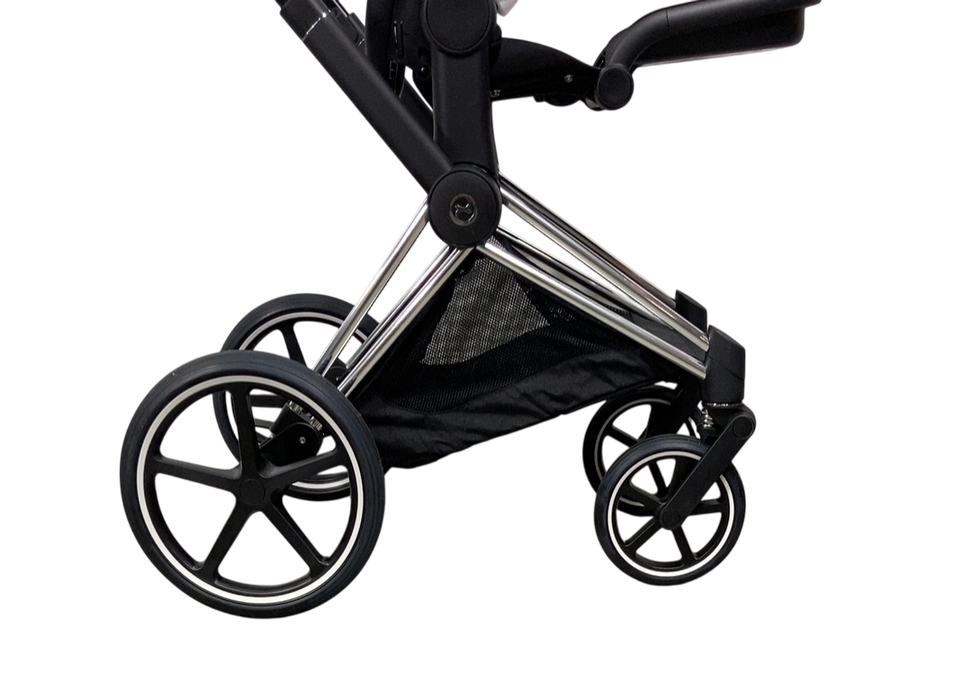 Shop Cybex PRIAM Stroller Frame And Seat, 2022, Chrome/Black at Goodbuygears