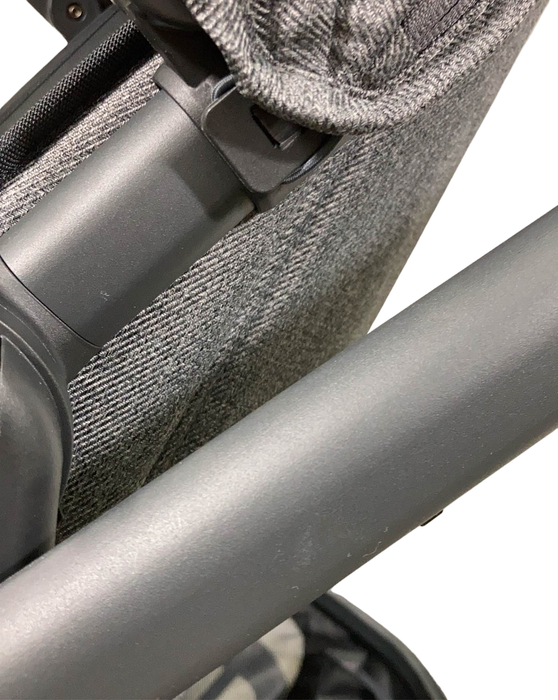 Shop UPPAbaby VISTA V2 Stroller, 2022, Greyson (Charcoal Melange) at Goodbuygears