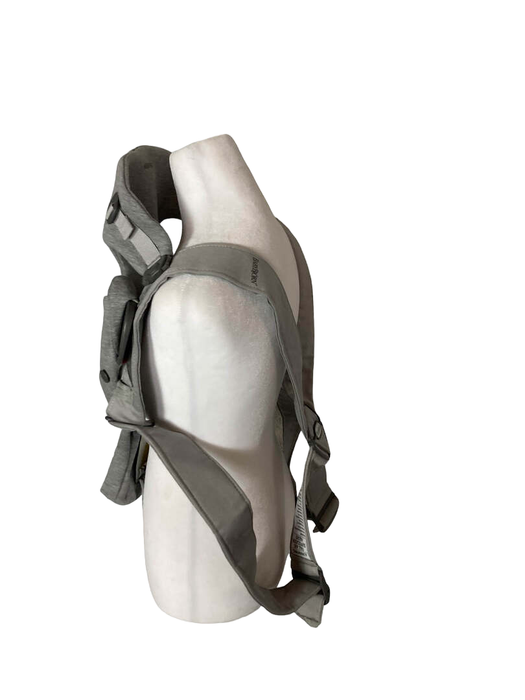 Shop BabyBjorn Baby Carrier Mini, Light Gray 3D Jersey at Goodbuygears